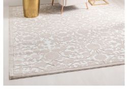 A brand new 'Unique Loom' branded rug: Himalaya Collection white/cream 245cm x 245cm.