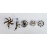 A collection of vintage silver brooches, 34g (6):