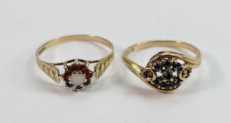 Two 9ct hallmarked gold gem set rings: Gross weight 3g, garnet & opal set ring size P, sapphire