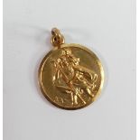 9ct hallmarked gold St Christopher pendant: Weight 2.5g, measures 23mm high appx.