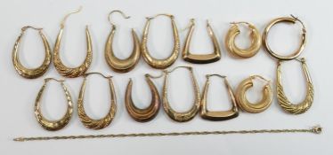 A collection of 9ct gold earrings, and a broken 9ct chain, 13g.