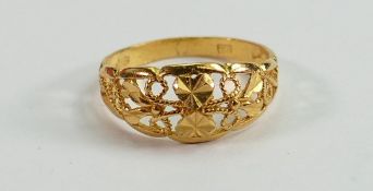 22ct gold ring, size L,2.5g: