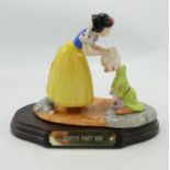 Royal Doulton Disney Snow White Showcase Collection figureDopey's First Kiss: limited Edition, boxed