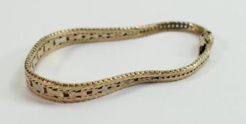 9ct gold three coloured bracelet, 12.3g:
