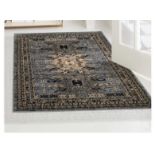 A brand new 'Unique Loom' branded rug: Heriz Collection Grey 300cm x 400cm.