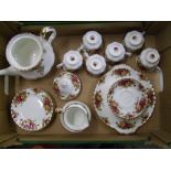 Royal Albert Old Country Roses pattern 22pc tea set: (1st in quality).