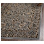A brand new 'Unique Loom' branded rug: Kashan Collection Grey 242cm x 305cm.