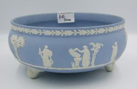 Wedgwood blue jasperware footed bowl: diameter 21cm.