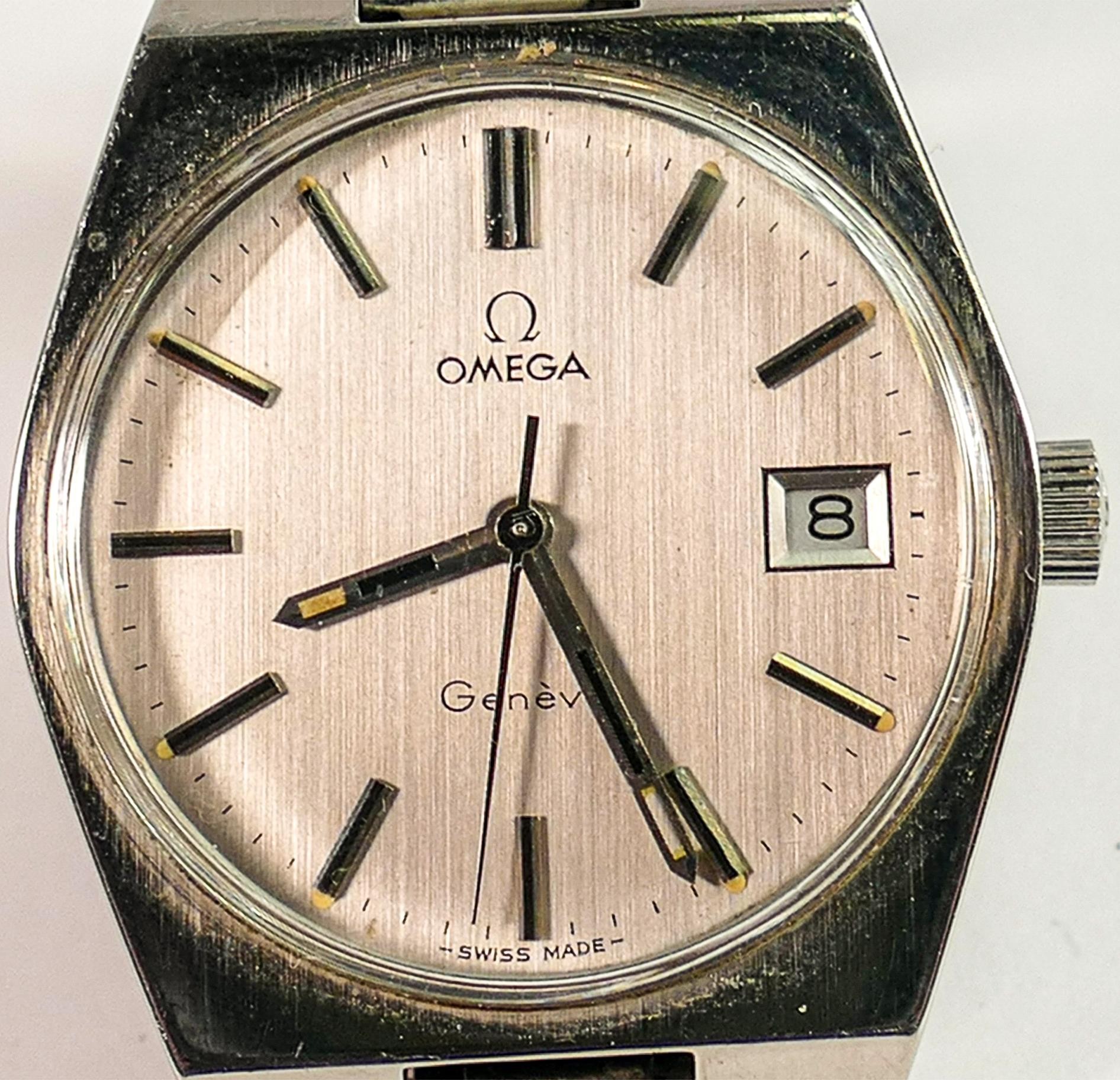 Omega Automatic Geneve gents watch with date: Manual wind. Case diameter 34mm excluding button.