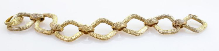9ct gold hallmarked bark finish designer style bracelet: Measures 18.5cm long x 20mm wide, weight