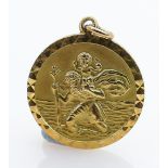 9ct gold St Christopher hallmarked medallion: Weight 6.9g, diameter 23mm.