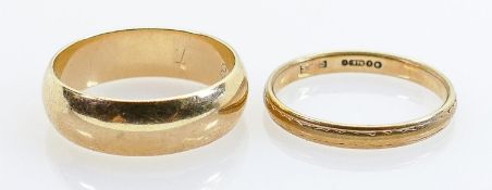 Two x 9ct gold wedding ring bands: Gross weight, size R1/2 & Q (smaller). Larger ring measures 6mm
