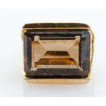 9ct gold ring set Cairngorm smokey quartz: Gross weight 8.3g, size O, stone measures 16mm x 12mm