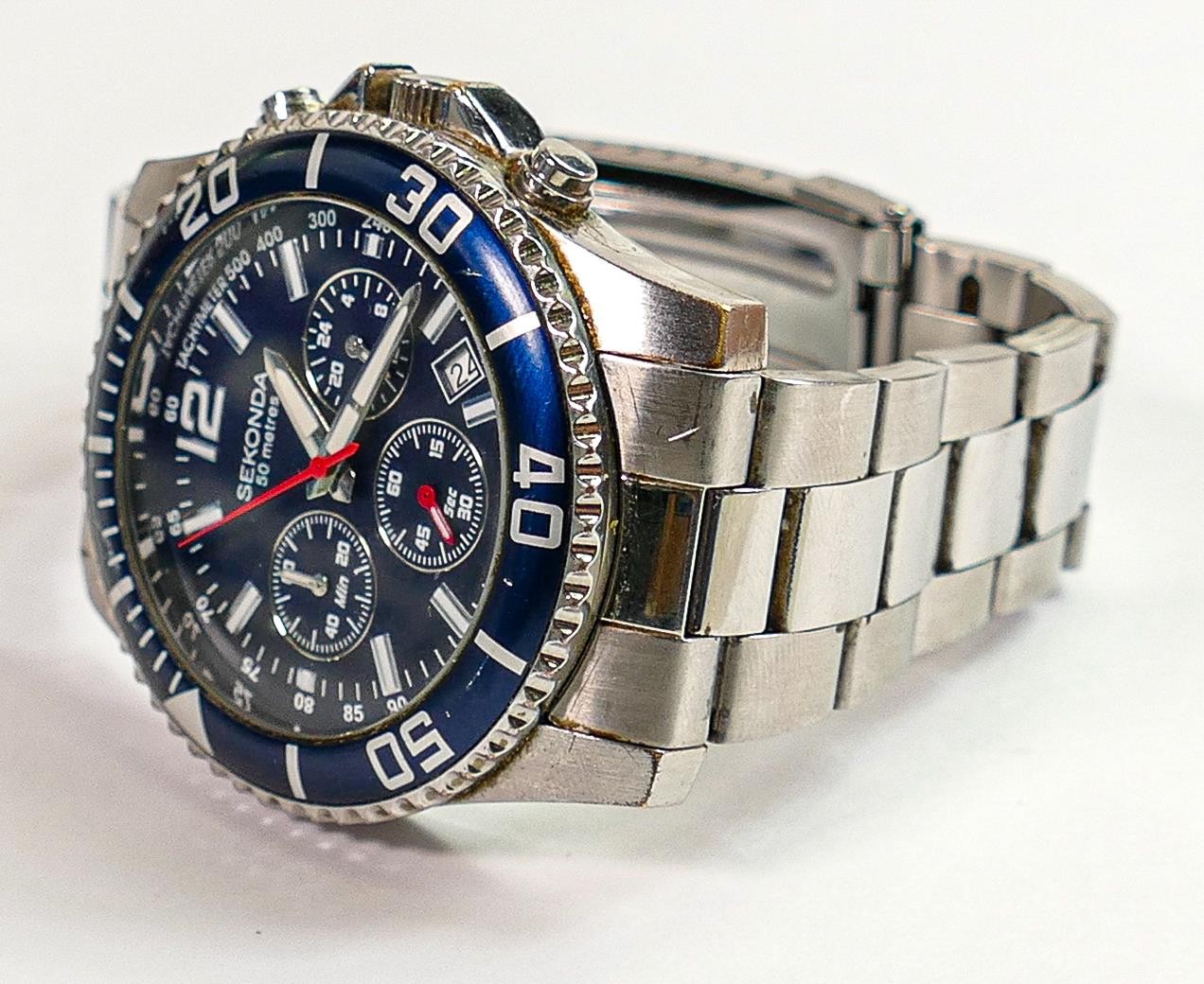 Sekonda stainless steel 50 metre divers multi-dial watch: Quartz movement with steel bracelet. - Image 3 of 3