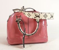 Louis Vuitton patent pink small Handbag: Length 23cm