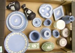 Jasper ware items to include: black jasper vases, small comport, pin dishes etc (1 tray).