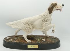 Boxed Beswick English Setter P2021 on ceramic plinth: marked Factory seconds