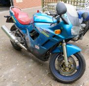 1995 Suzuki 600 motor cycle: 51,812 miles, N27YRM with log book. This bike has been stood for over