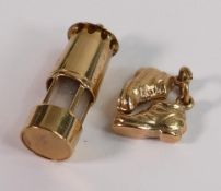 9ct gold miners lamp & pair shoes charms, 3g: