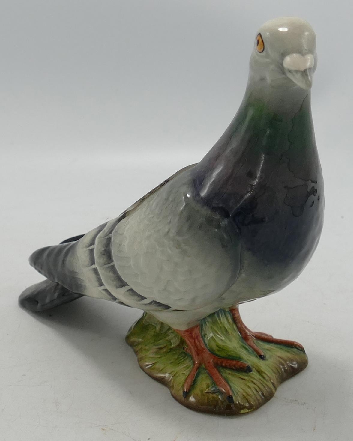 Beswick Pigeon Grey 1383: