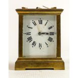 Larger deep brass cased carriage clock timepiece: Measures 16.5cm including handle. Not working.
