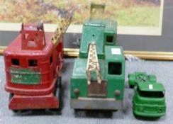 Tonka Earlier Large Mobile Crane Toys together with similar flat bed lorry, largest 43cm(3)