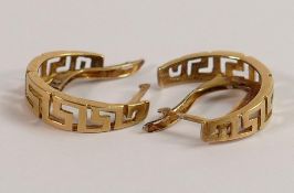 Pair 18ct gold earrings, 4.3g. (2)