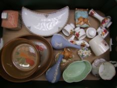 A mixed collection of items to include pair of Wedgwood jasper ware bud vases: denby cook ware,