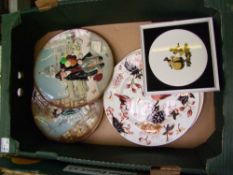 2 Balloon seller wall plates together with Coalport Hong Kong patterned plate, 2 Aynsley horse