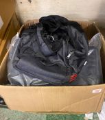 Box of nine nubily woven tough zipper bags
