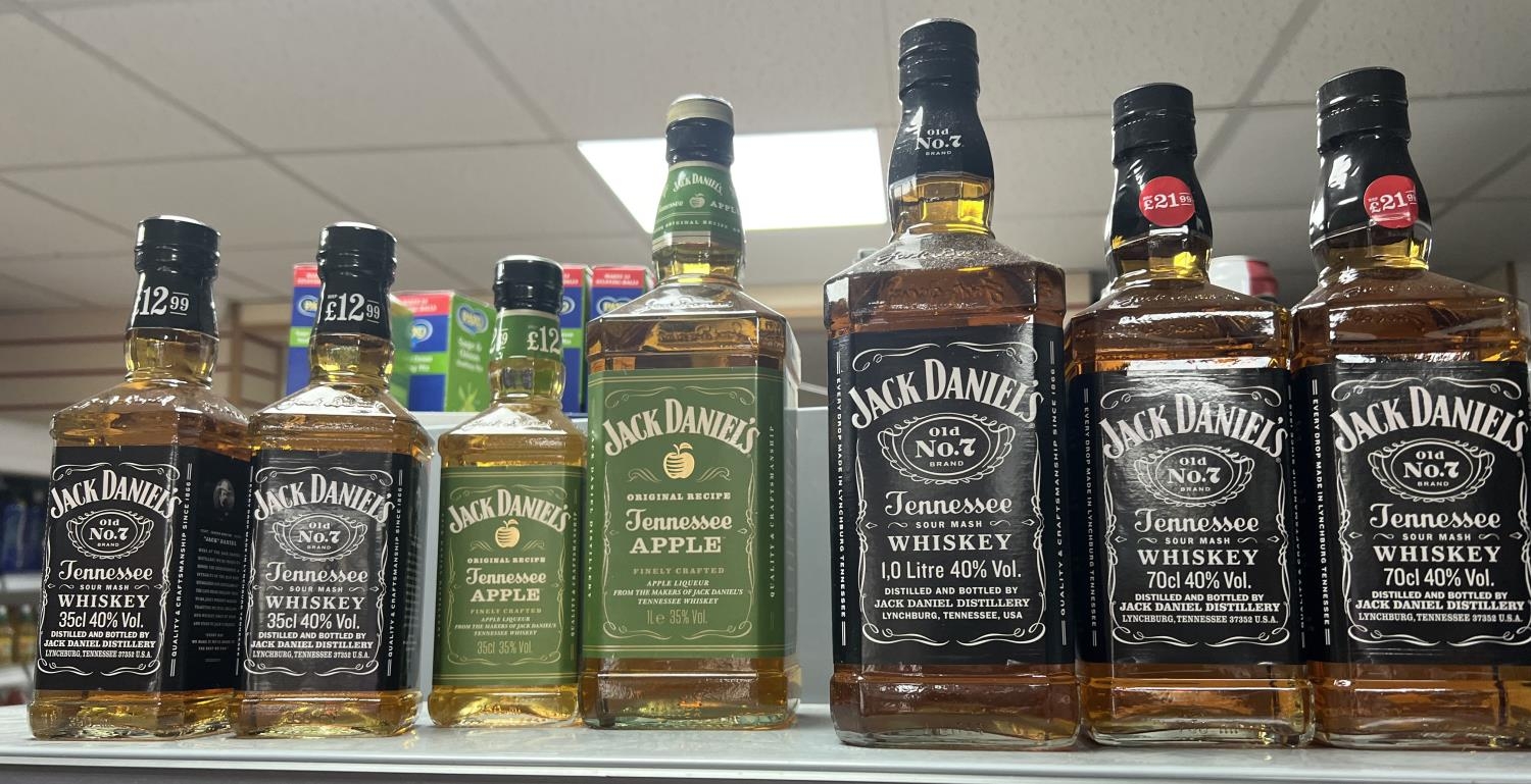 7 bottles of jack daniels to include 2 1 litre bottles, 2 x 70cl and 3x 35cl