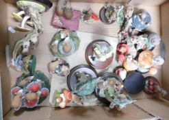 A collection of Pottery & Resin Bice & Birds