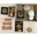 A collection of vintage world coins including commemorative coins, silver and copper coins, gents