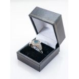 9ct gold hallmarked yellow gold ring set blue topaz & diamonds. Weight 4.0g, ring size S.