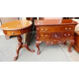 Carved mahogany tripod drum table, together with similar miniature sideboard