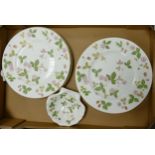 A collection of Wedgwood Wild Strawberry plates (11)