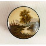 Russian 20th century signed Lacquer box: Diameter 6cm