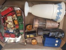 Mixed collection of items to include a type 6 eccles minors lamp, wedgwood queensware vase,