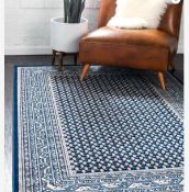 A brand new 'Unique Loom' branded rug: 213cm x 305cm Tribeca Rug.