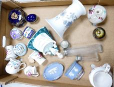 A mixed collection of items to include Wedgwood Jasperware, Spode Melrose Jug, Glass Paperweight &