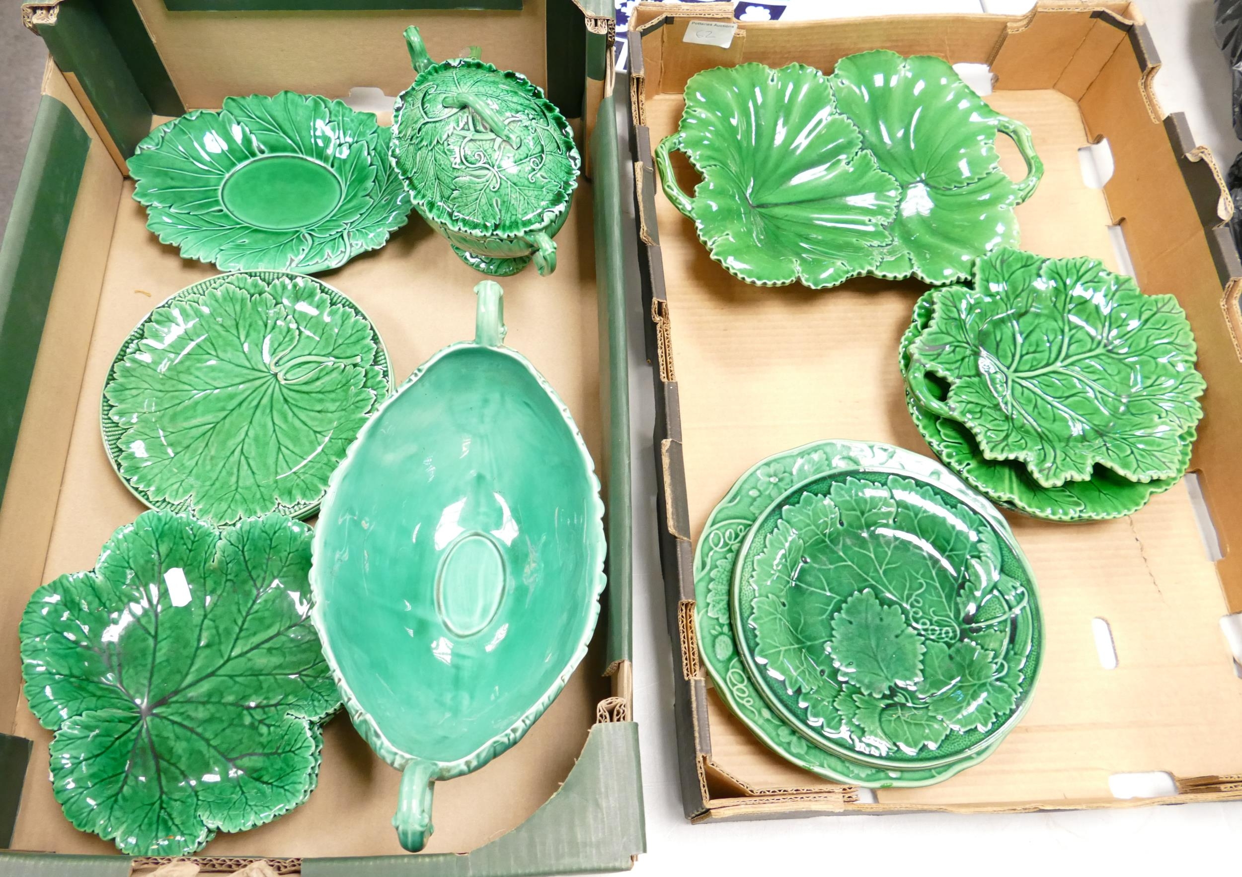 Wedgwood Green Cabbage Ware & similar including sauce boat & stand, plates, fruit bowl etc (2 trays)