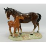 Beswick mare & foal on base 953