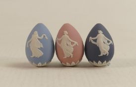 The Small Wedgwood Dancing Hours Egg Pendants, each 2.8cm(3) ref 83