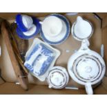 A mixed collection of items to include Wedgwood Osbourne patterned Tea Service, decorative china &
