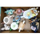 Tray collection of novelty tea pots with lids, various makes or unbranded. One of several lots of