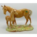 Beswick Palomino mare & foal on base 953, restored at legs