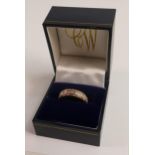 9ct hallmarked gold 3 colour and diamond set ring, weight 2.9g, ring size R.