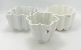 Three Shelley Jelly Moulds, tallest 12cm(3)