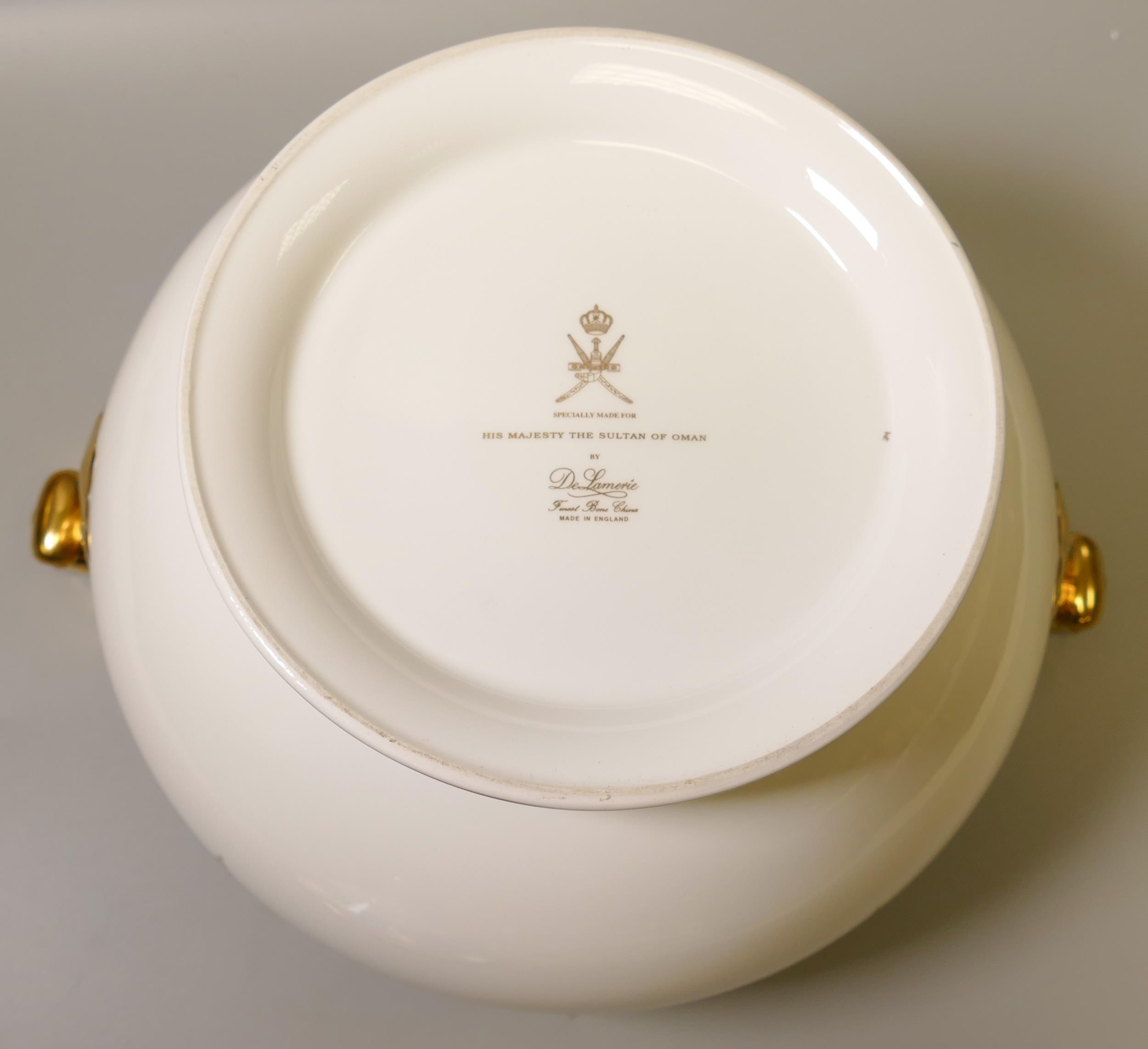 De Lamerie Fine Bone China heavily gilded Turquoise soup tureen with personalised family crest, - Image 2 of 3