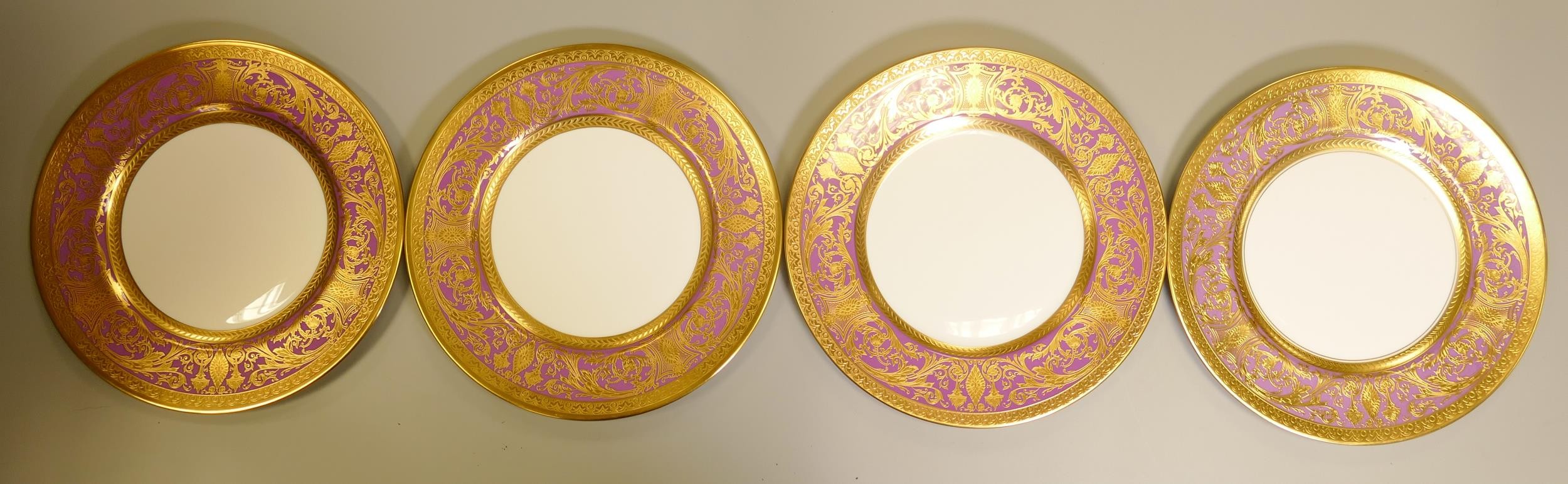 De Lamerie Fine Bone China heavily gilded Robert Adam patterned dinner plates, specially made high